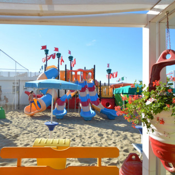 media.Gallery-Spiaggia-01-Hotel-Mirabella