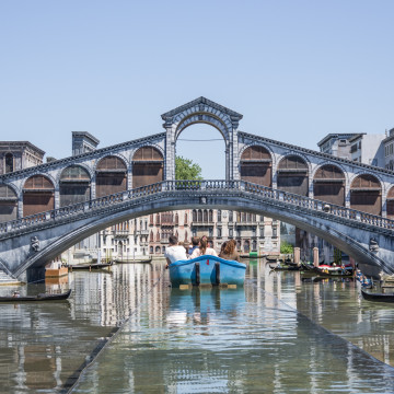 media.shutterstock_192165341